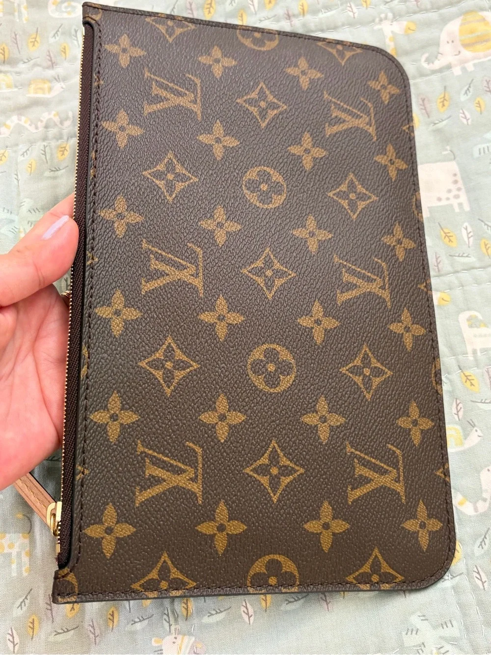 Louis Vuitton like new